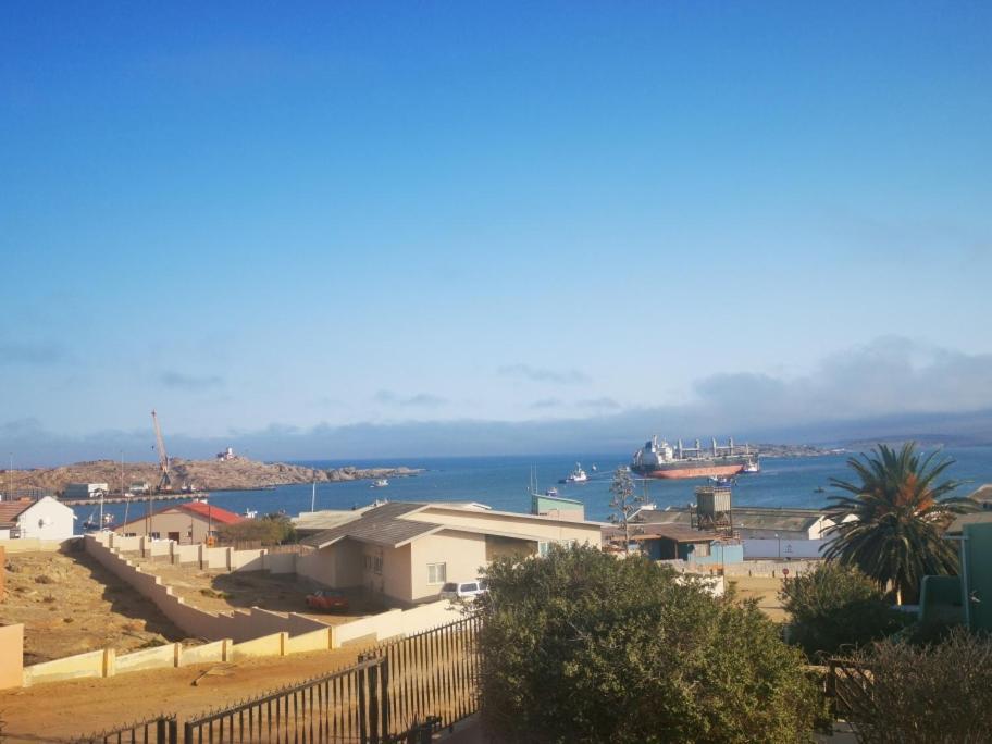 Zur Waterkant Guesthouse Lüderitz Exteriér fotografie
